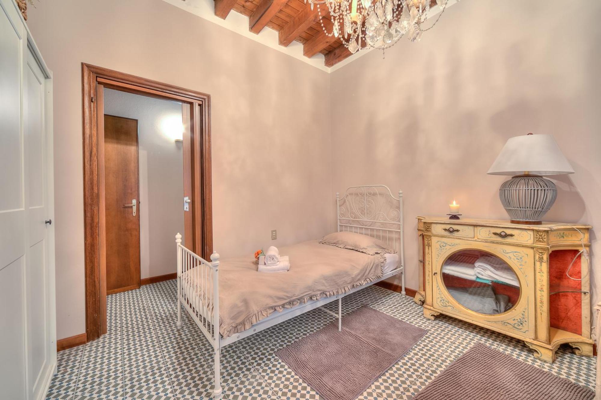 Laetitia Salo-Historic Center Near Lake - Happy Rentals エクステリア 写真